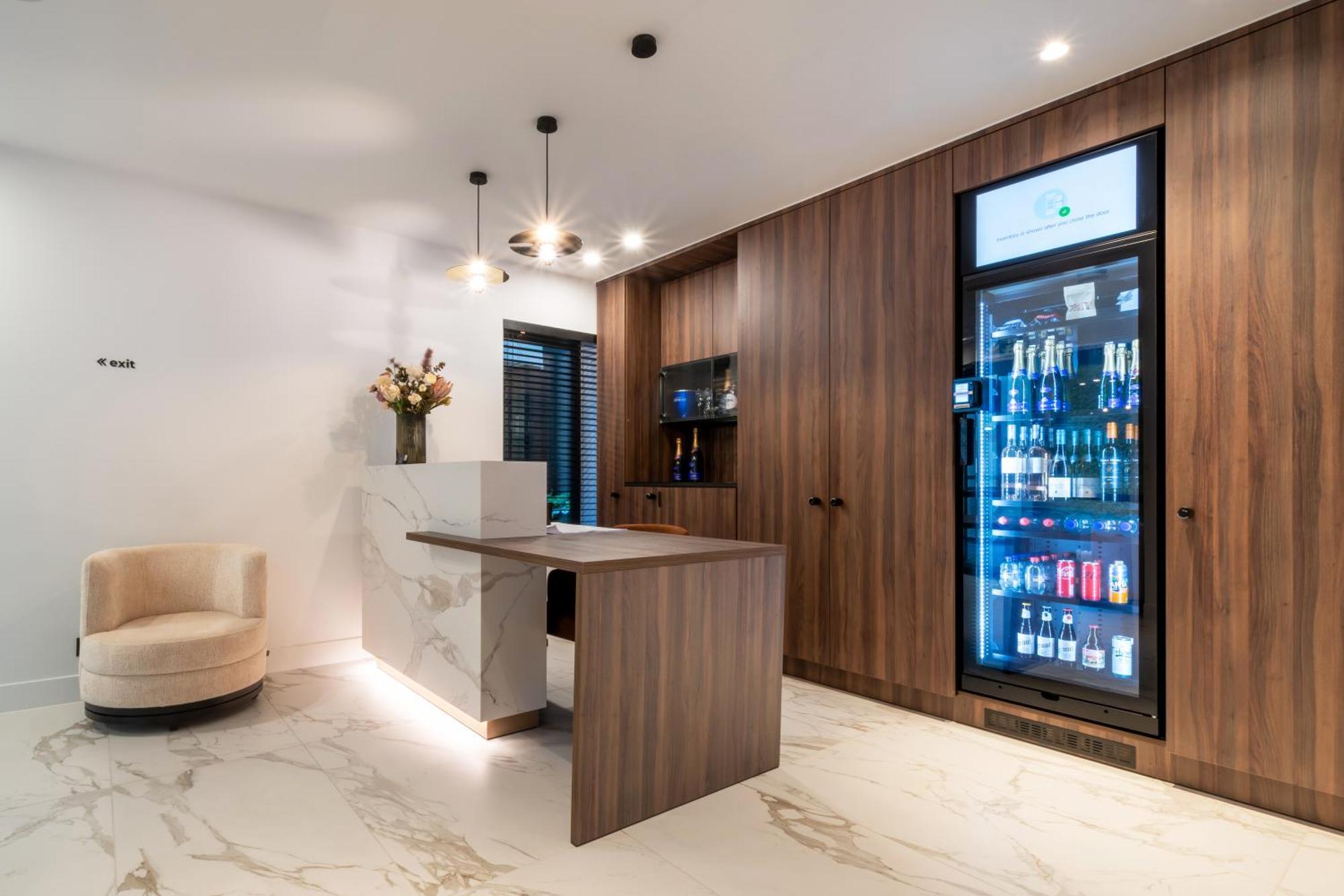 One Two Four - Hotel & Spa Гент Екстериор снимка