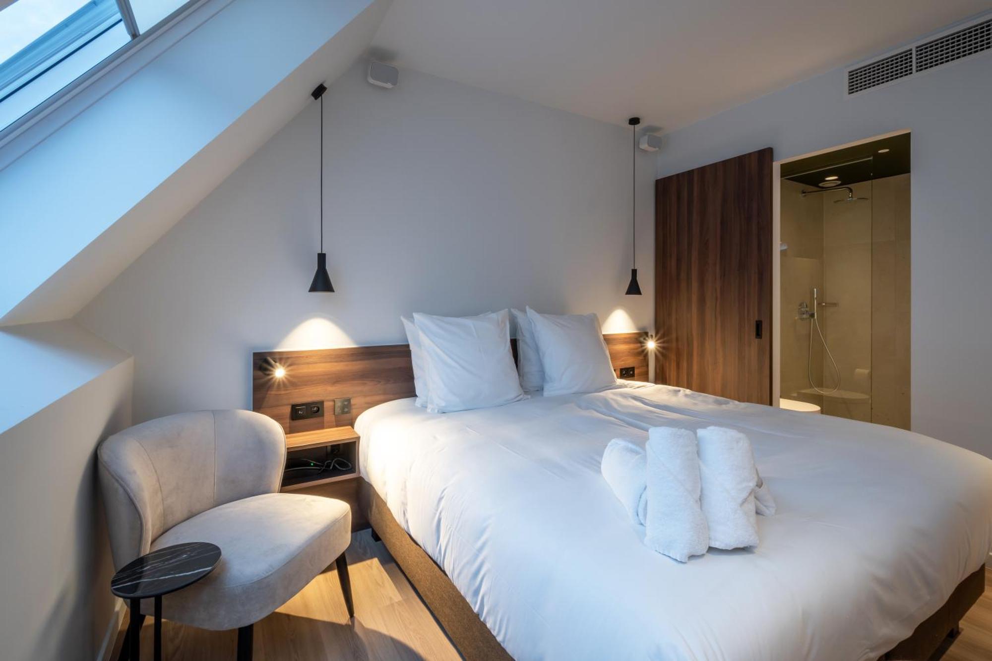 One Two Four - Hotel & Spa Гент Екстериор снимка